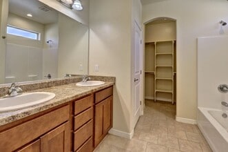 4979 Bosworth Rd in Las Cruces, NM - Building Photo - Building Photo