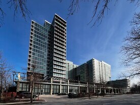 9655 Woods Dr in Skokie, IL - Building Photo