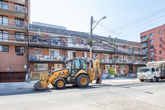 14428-28 Barclay Ave in Flushing, NY - Building Photo - Building Photo