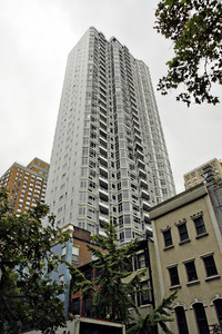 Future Condominium in New York, NY - Foto de edificio - Building Photo