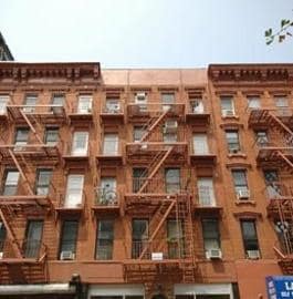 42 Avenue B, Unit 1/2FN in New York, NY - Building Photo - Building Photo