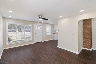443 Fairway Blvd in Willowick, OH - Building Photo - Building Photo