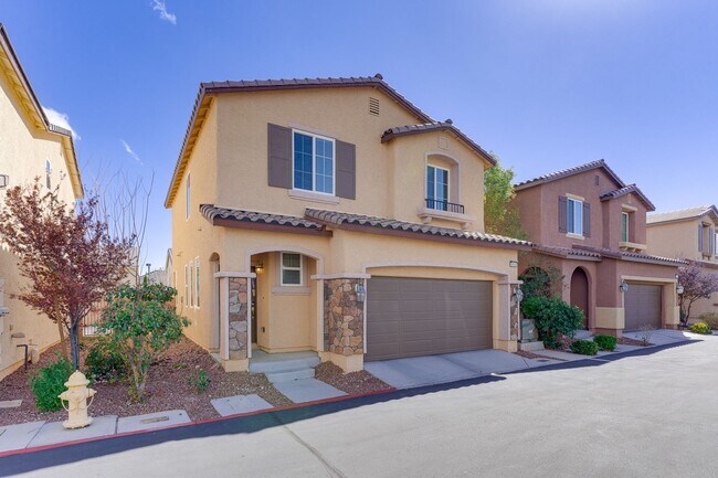8044 Satin Carnation Ln in Las Vegas, NV - Building Photo - Building Photo