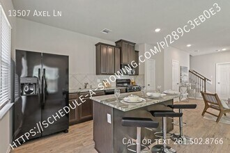 13507 Axel Ln in Houston, TX - Building Photo - Building Photo