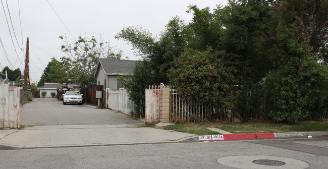 3909 Penn Mar Ave in El Monte, CA - Building Photo - Building Photo