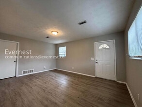 6824 Rojo Ct in Jacksonville, FL - Building Photo - Building Photo