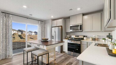 5126 Stable View Dr in Woodbury, MN - Building Photo - Building Photo