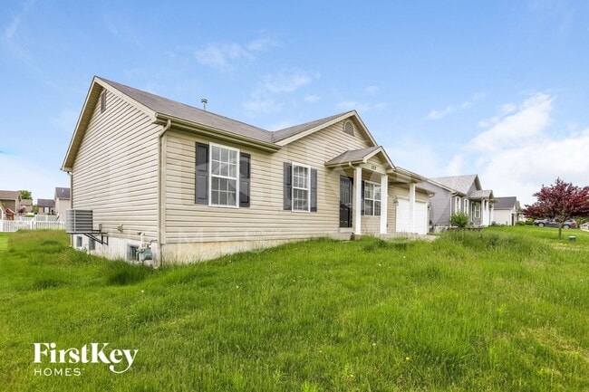 322 Aspen Creek Dr in Wentzville, MO - Building Photo - Building Photo