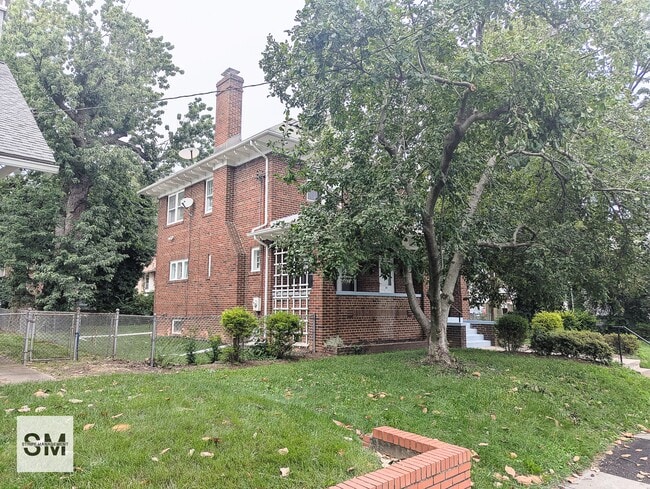23 Milmarson Pl NW in Washington, DC - Building Photo - Building Photo