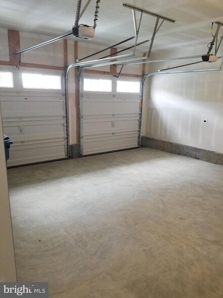 4403 Thompson Dr in West Windsor Township, NJ - Building Photo - Building Photo