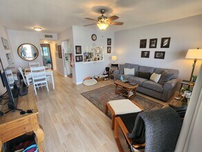 3280 Cynthia Ln in Lake Worth Beach, FL - Building Photo - Building Photo