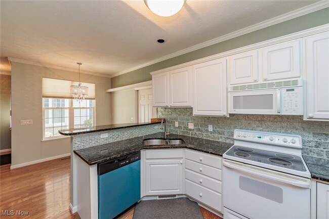 property at 2538 Wyndgate Ct