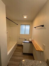 2545 Benson Ln in Eugene, OR - Building Photo - Building Photo