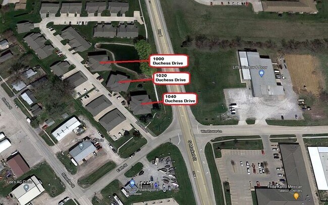 1000 Duchess Dr in Solon, IA - Building Photo - Building Photo