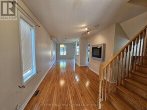 4692 Centretown Way in Mississauga, ON - Building Photo - Building Photo