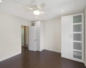 409 Burchett St in Glendale, CA - Building Photo - Building Photo