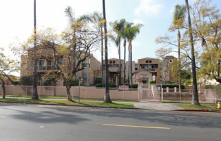 Freeman Villa Apartments