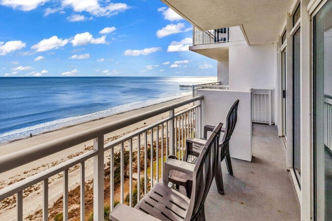 1700 N Ocean Blvd in Myrtle Beach, SC - Building Photo - Building Photo