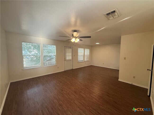 1000 Sagewood Trail in San Marcos, TX - Building Photo - Building Photo