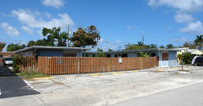 1629 Wilson St in Hollywood, FL - Building Photo - Building Photo