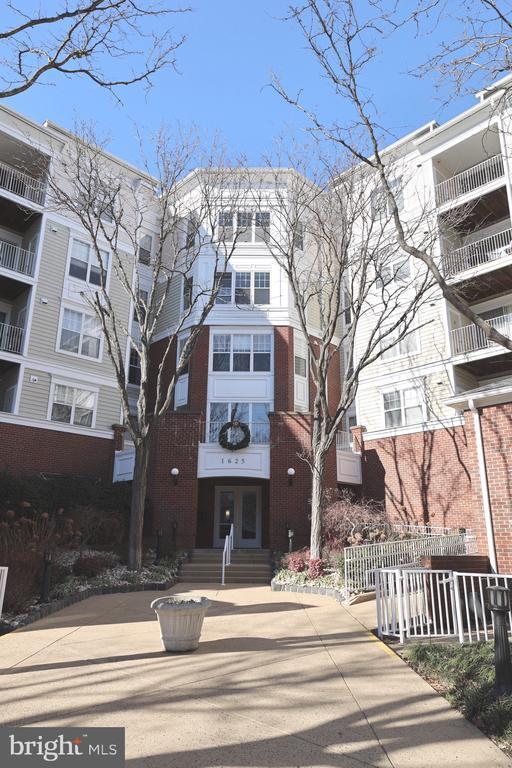 property at 1625 International Dr
