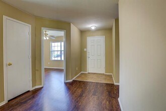 7000 Sylvan Meadows Dr in Fort Worth, TX - Building Photo - Building Photo