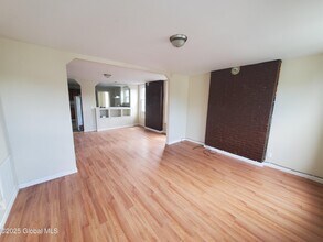57 1/2 Saratoga Ave in Waterford, NY - Building Photo - Building Photo