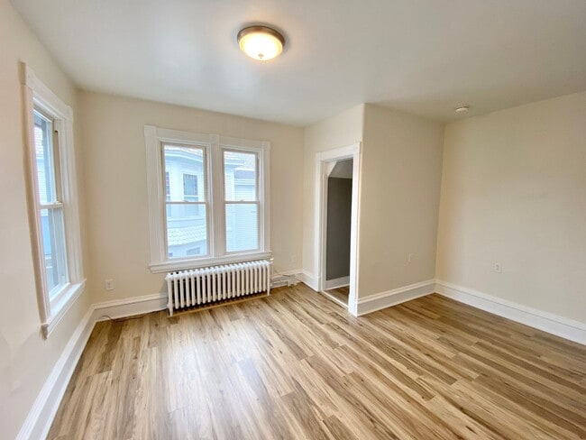 36 Clarke St in Burlington, VT - Building Photo - Building Photo