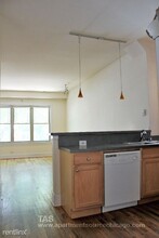 2430 N Marshfield Ave-Unit -#1 in Chicago, IL - Building Photo - Building Photo