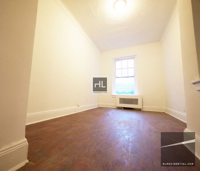 EAST 87 STREET in New York, NY - Building Photo - Building Photo