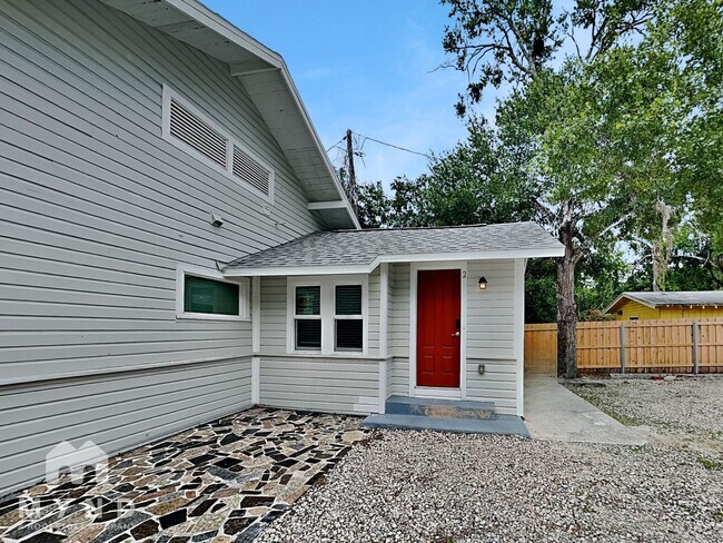 property at 829 E Orange St
