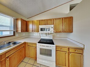 8210 Mariposa St in Blacklick, OH - Building Photo - Building Photo