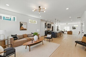 315 E Minnesota St in Indianapolis, IN - Building Photo - Building Photo