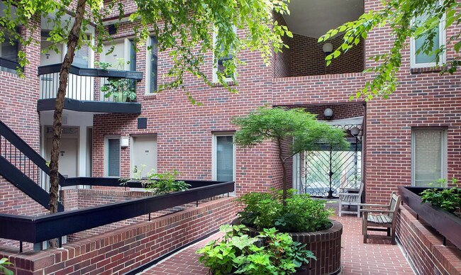 property at 1625 Q St NW