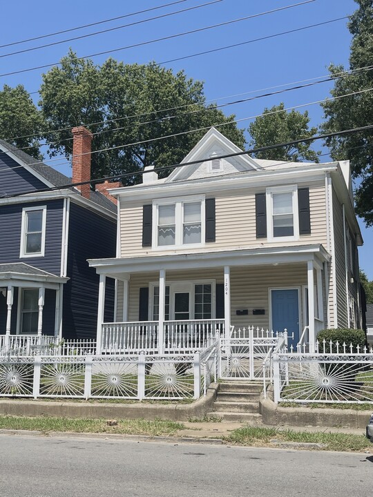 1204 E Brookland Park Blvd, Unit 1 in Richmond, VA - Foto de edificio