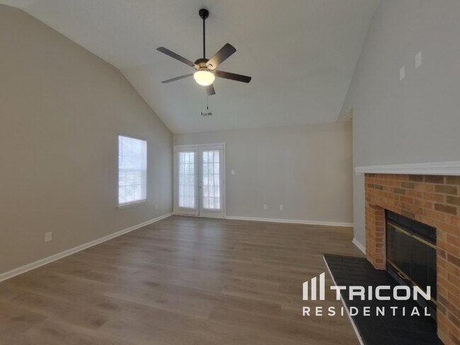 8510 Lockerbie Ln in Charlotte, NC - Foto de edificio - Building Photo