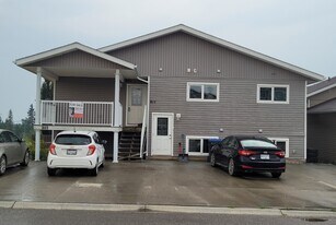 801-888 88 Ave in Dawson Creek, BC - Building Photo
