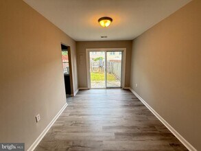 2870 Beechtree Ln in Woodbridge, VA - Building Photo - Building Photo