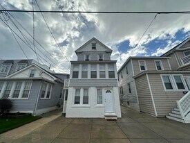 16 S Washington Ave in Margate City, NJ - Building Photo