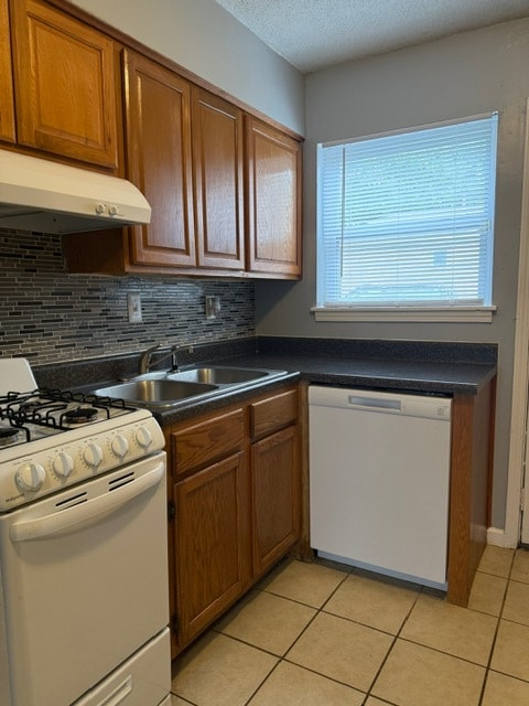 Center Court Apartments- FREE Month! in Collierville, TN - Building Photo - Building Photo