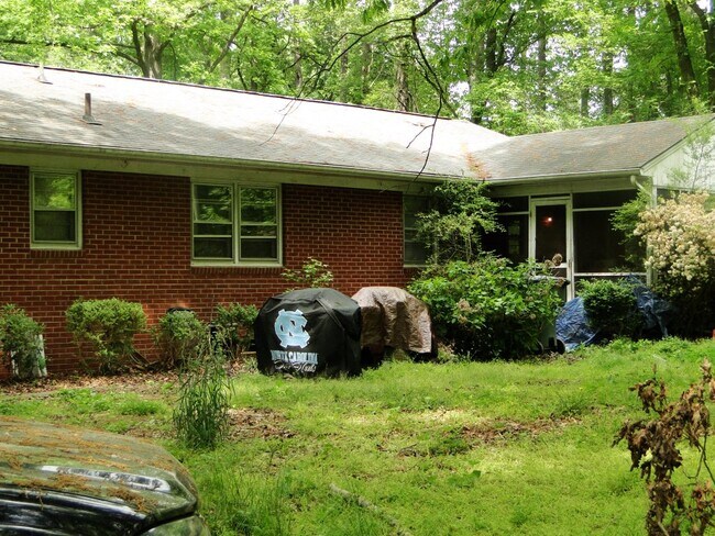 103 Gail Ct in Carrboro, NC - Building Photo - Building Photo