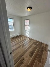 8412 130th St in Kew Gardens, NY - Building Photo - Building Photo