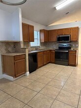 245 Lakebreeze Cir in Lake Mary, FL - Building Photo - Building Photo