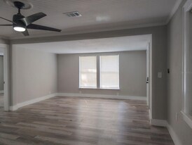 1579 S Washington Ave in Clearwater, FL - Building Photo