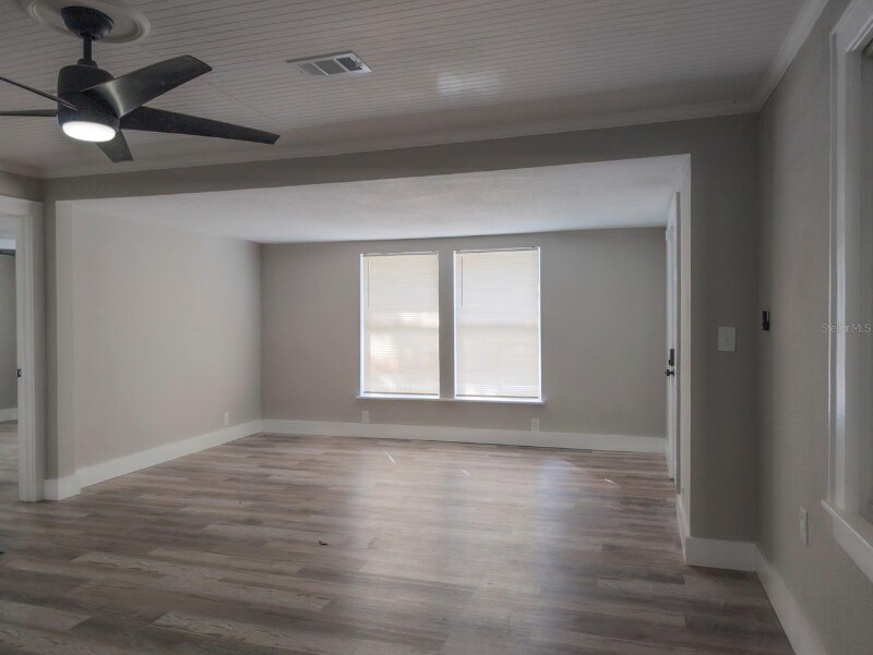 1579 S Washington Ave in Clearwater, FL - Building Photo