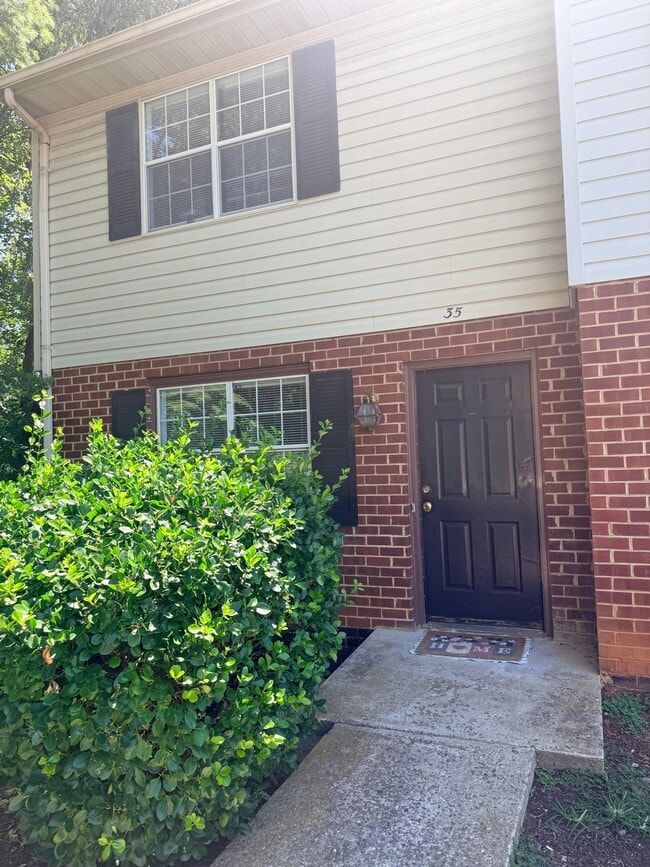 property at 16 Duiguid Dr