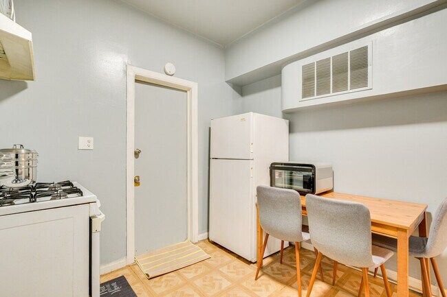 3443 W Flournoy St in Chicago, IL - Building Photo - Building Photo