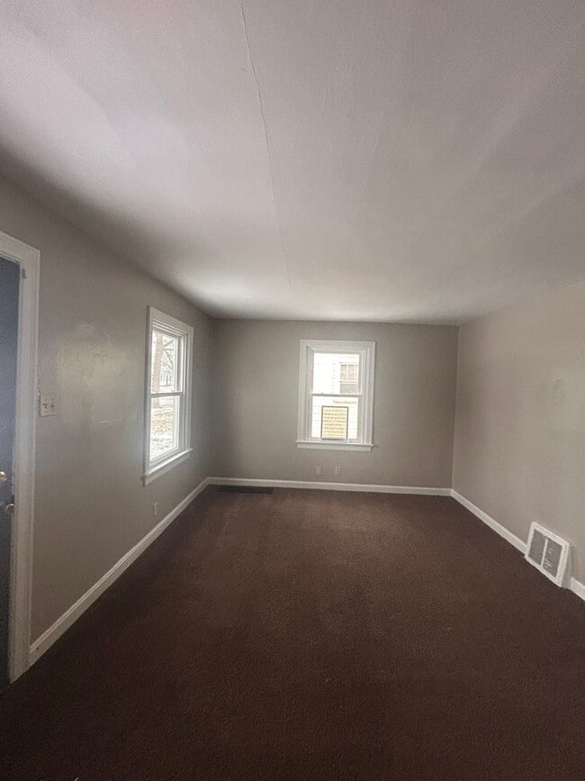 4430 S Park Dr in Fort Wayne, IN - Building Photo - Building Photo