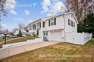 13115 Melville Ln in Fairfax, VA - Building Photo - Building Photo