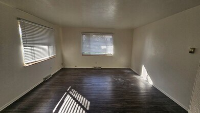 7777 Stuart St in Westminster, CO - Foto de edificio - Building Photo